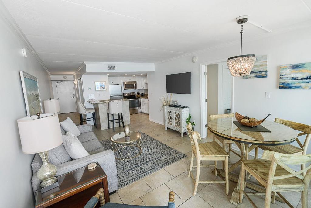 Island Winds East: Beachfront Condo with Million Dollar Views Gulf Shores Exterior photo